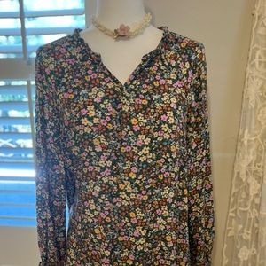 Floral Top!  Old Navy cute casual wear!